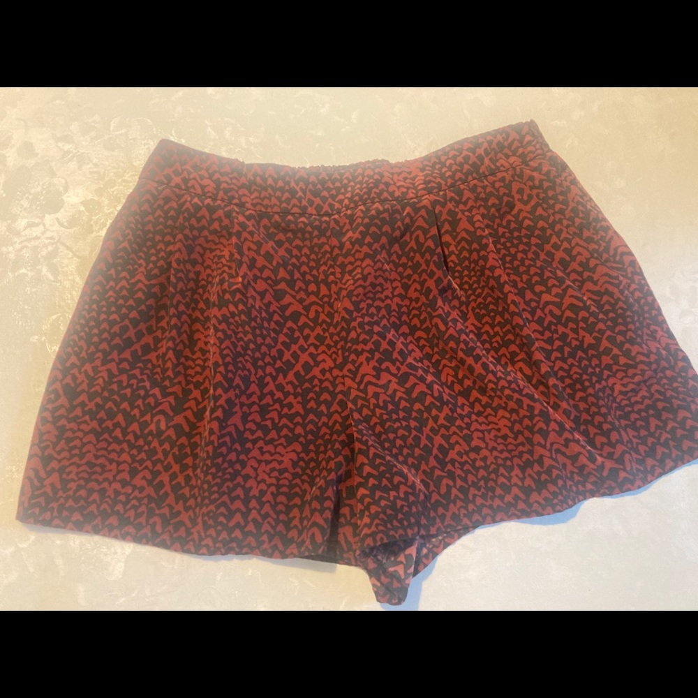 High waisted lightweight shorts